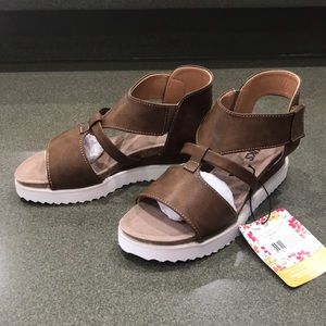Muk Luks Sandals